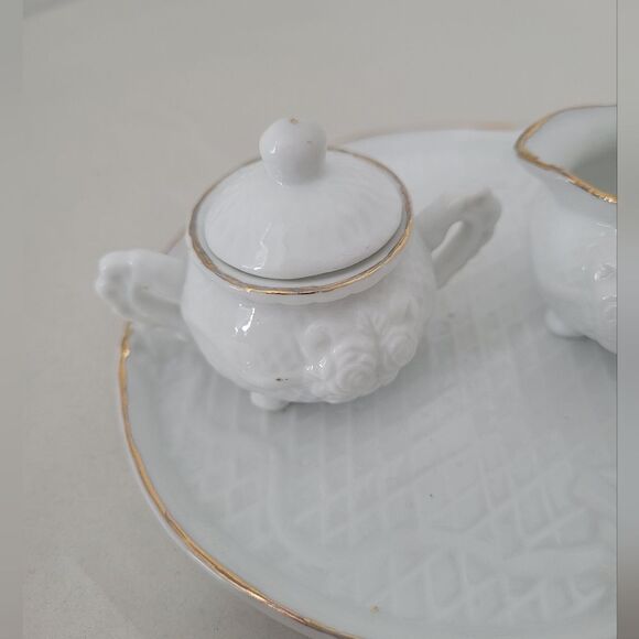 Micro Porcelain Tea Set Display White Gold Trim Tea Party Dollhouse Mini Size - Picture 6 of 8